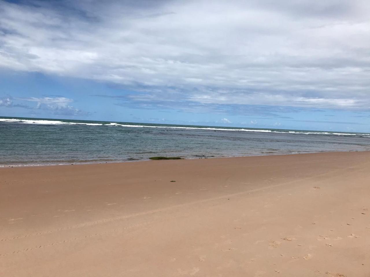 Flat Guarajuba Beira Da Praia Pe Na Areia المظهر الخارجي الصورة