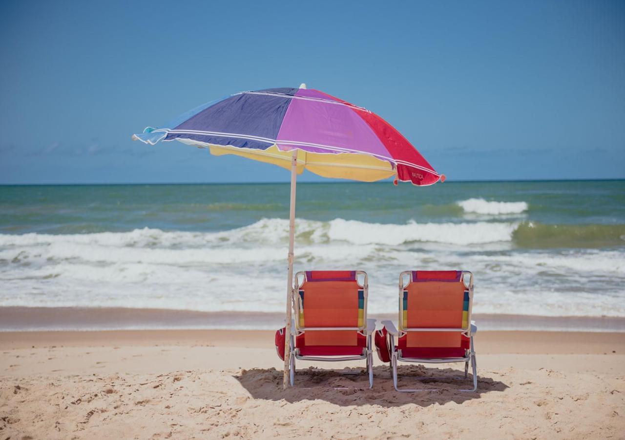 Flat Guarajuba Beira Da Praia Pe Na Areia المظهر الخارجي الصورة